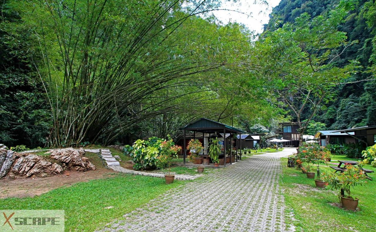 Xscape Tambun Villa Ipoh Buitenkant foto